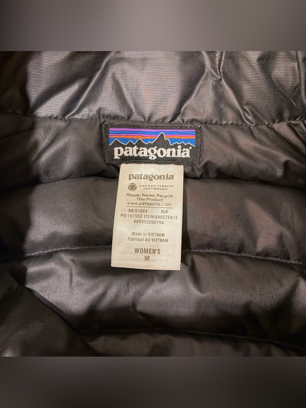 Patagonia Women’s Down Sweater Vest - Black Medium - Picture 2 of 6